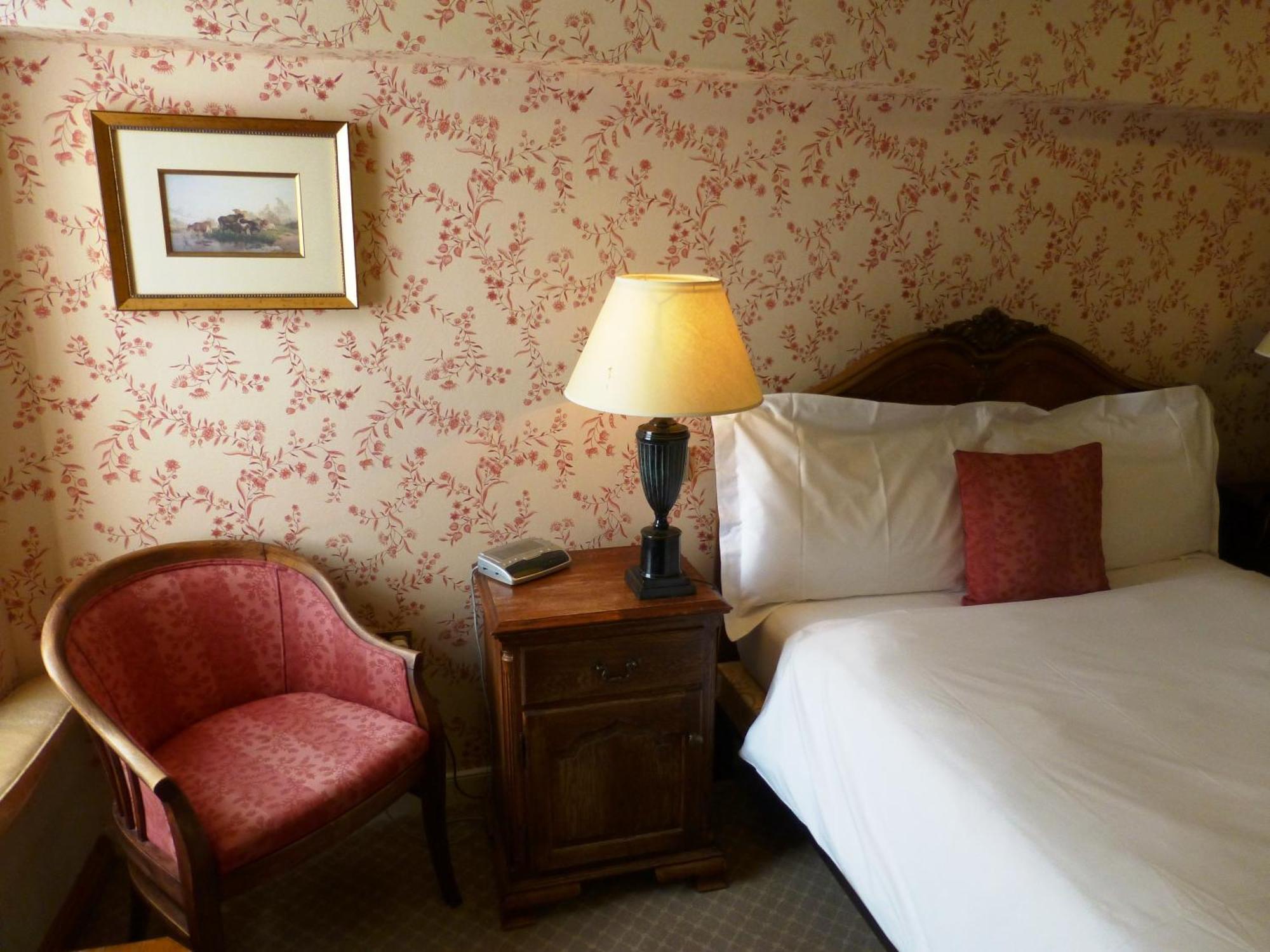 The Bear Hotel ดิไวเซส ห้อง รูปภาพ